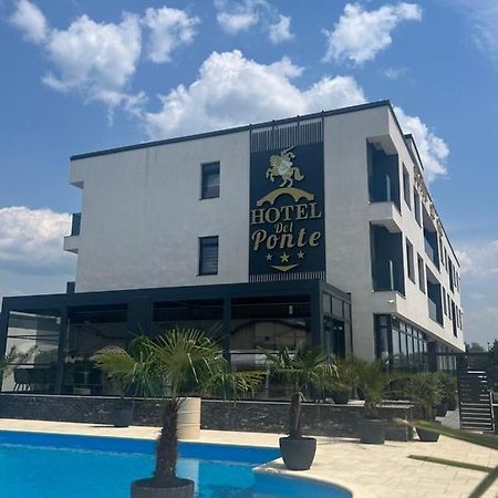 Hotel Del Ponte Τιργκόβιστε Εξωτερικό φωτογραφία