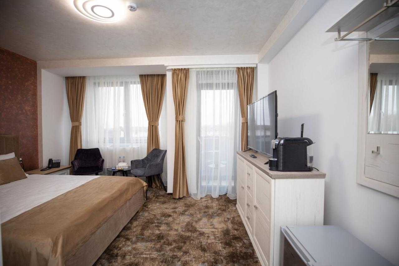 Hotel Del Ponte Τιργκόβιστε Εξωτερικό φωτογραφία
