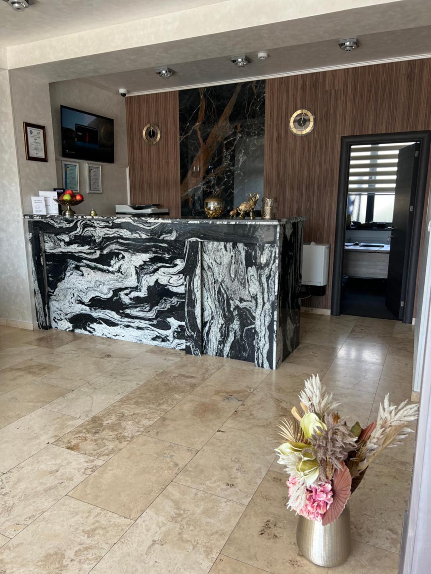 Hotel Del Ponte Τιργκόβιστε Εξωτερικό φωτογραφία