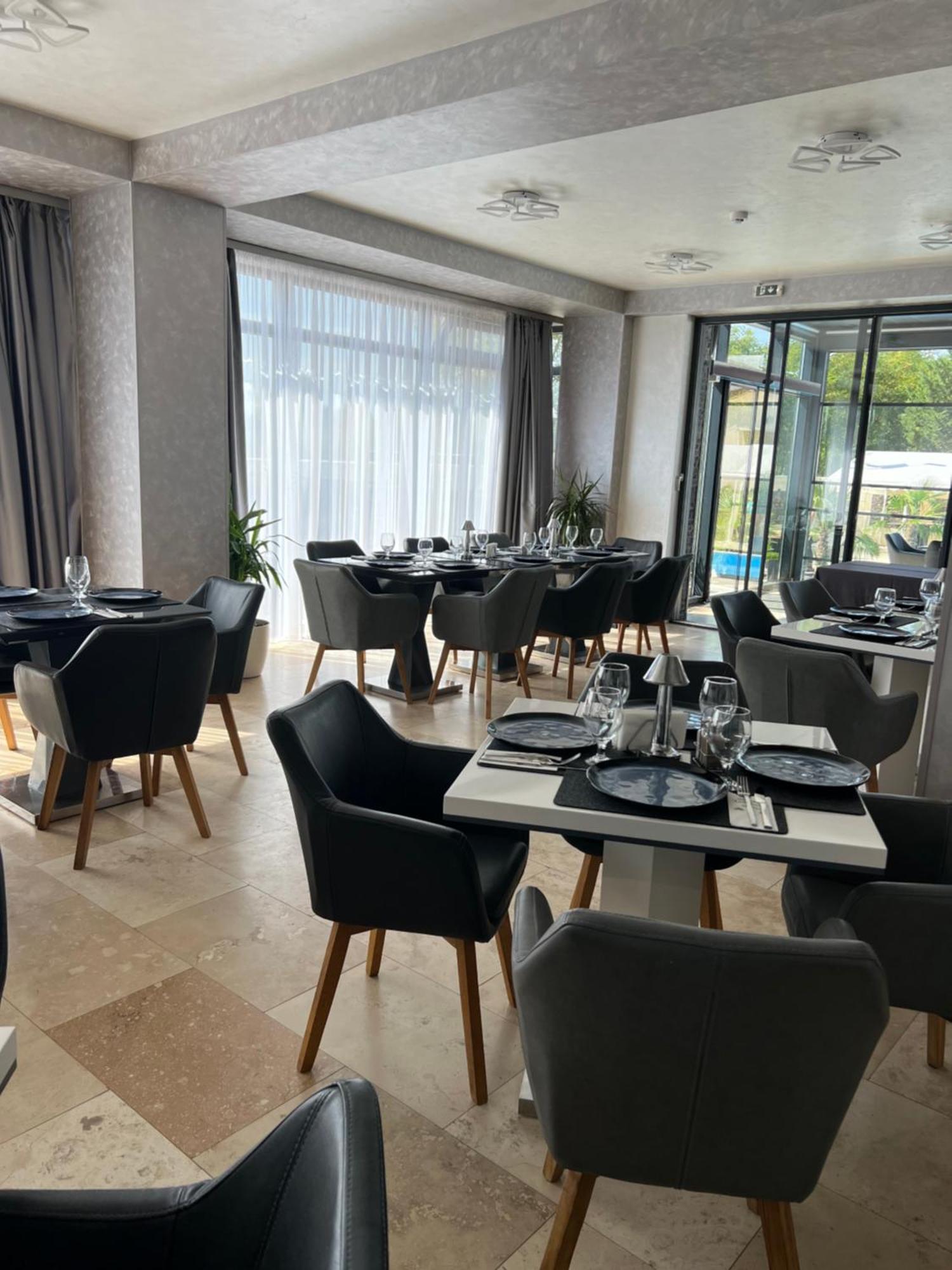 Hotel Del Ponte Τιργκόβιστε Εξωτερικό φωτογραφία